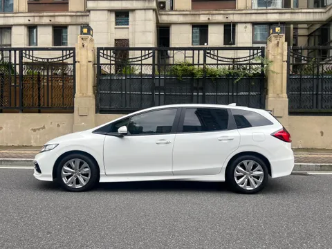 Honda Jade