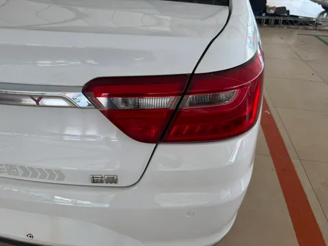 Geely Vision