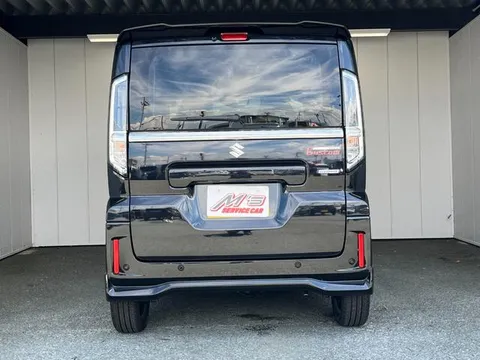 Suzuki Spacia Custom