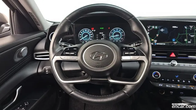 Hyundai Elantra (Avante)
