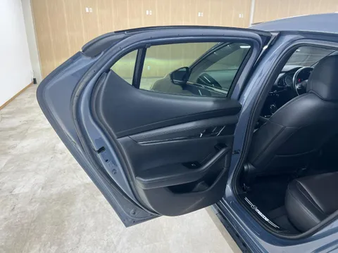 Mazda MAZDA3 Fastback