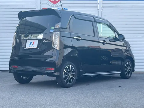 Honda N-WGN Custom