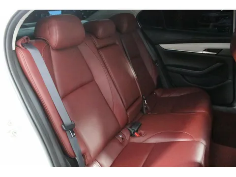 Mazda MAZDA3 Fastback
