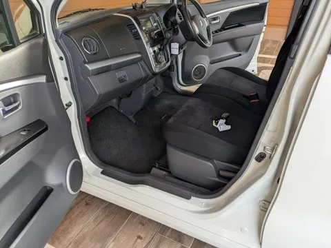 Suzuki Wagon R Stingray