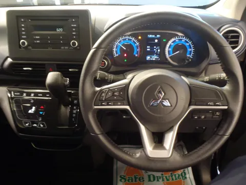 Mitsubishi eK X