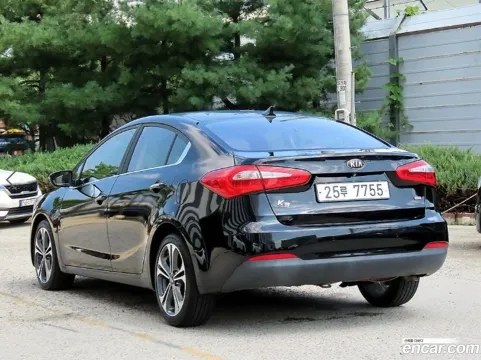 Kia Cerato (K3)