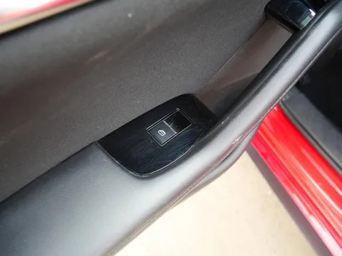 Mazda MAZDA3 Fastback