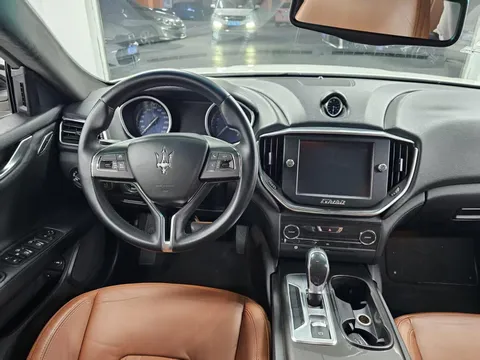 Maserati Ghibli