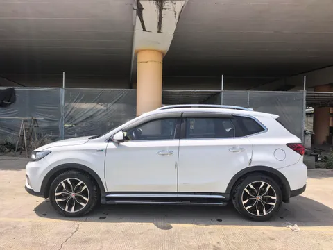 Roewe RX5