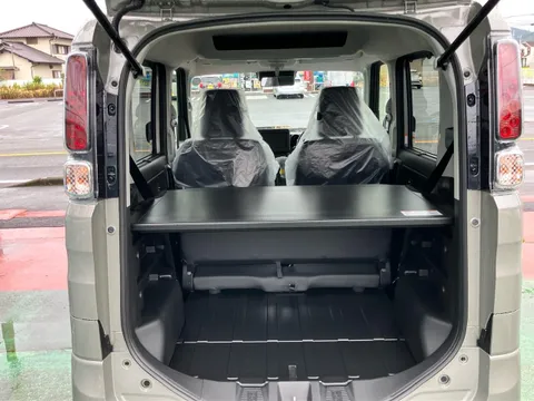 Suzuki Spacia Base