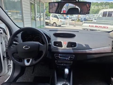 Renault SM3