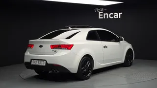 Kia Cerato (Forte)
