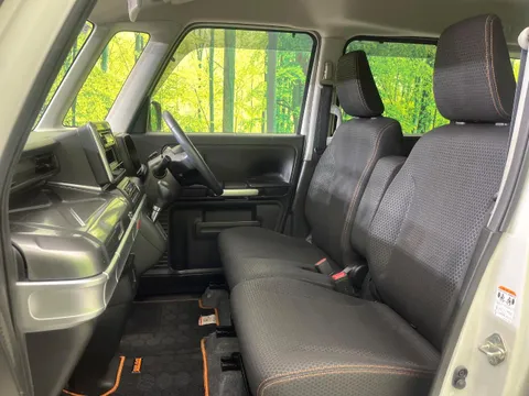 Suzuki Spacia Gear