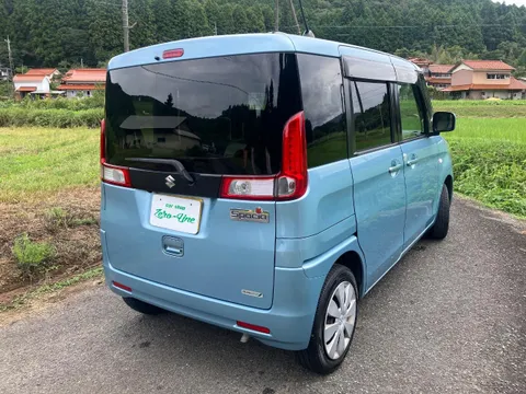 Suzuki Spacia