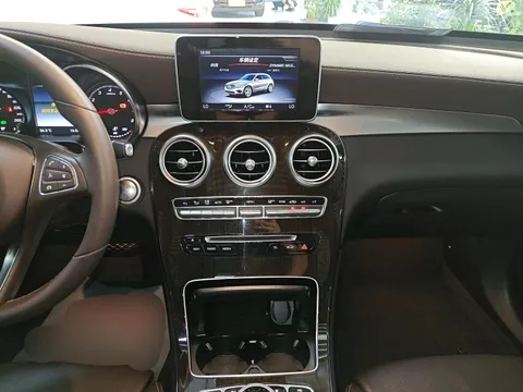 Mercedes-Benz Mercedes-Benz GLC