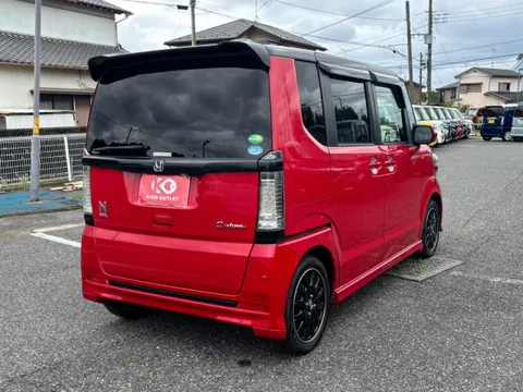Honda N-BOX Custom