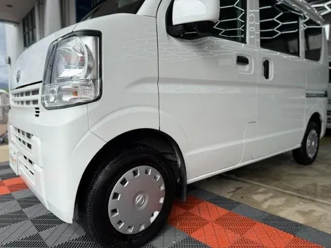 Nissan Clipper