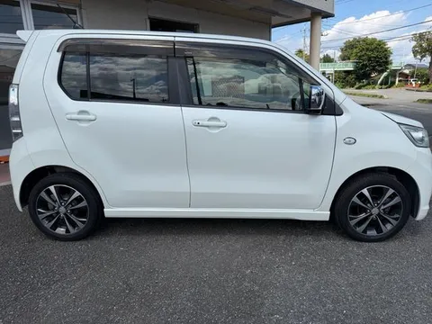 Suzuki Wagon R Stingray
