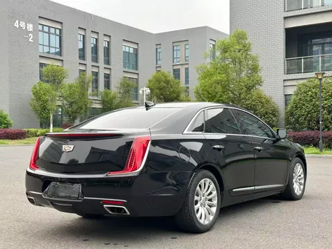 Cadillac XTS