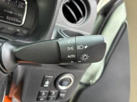 Daihatsu Mira Tocot