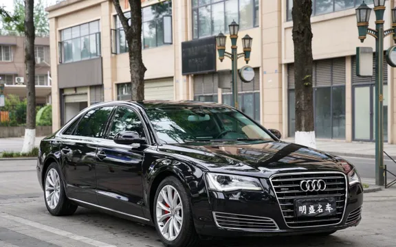 Audi A8