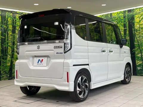 Suzuki Spacia Custom