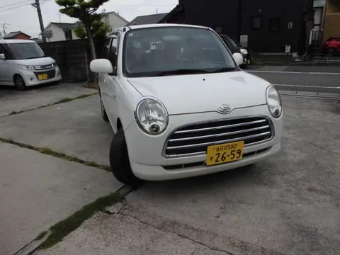 Daihatsu Mira Gino