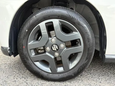 Suzuki Spacia Gear