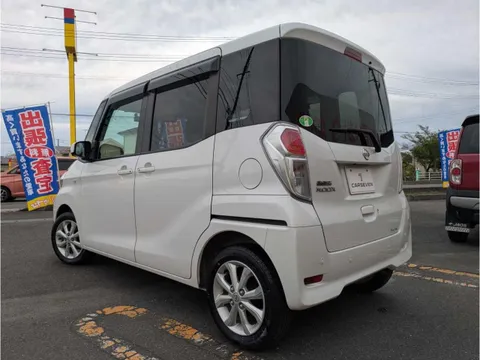 Nissan Dayz Roox