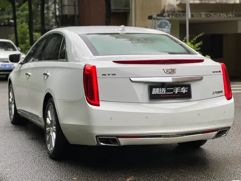 Cadillac XTS