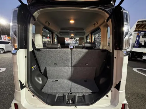 Suzuki Spacia Custom