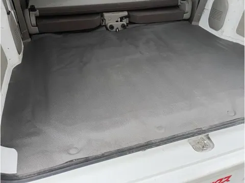 Mitsubishi Minicab Van