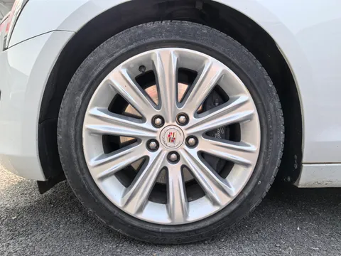 Cadillac ATS-L