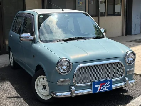 Daihatsu Mira Gino