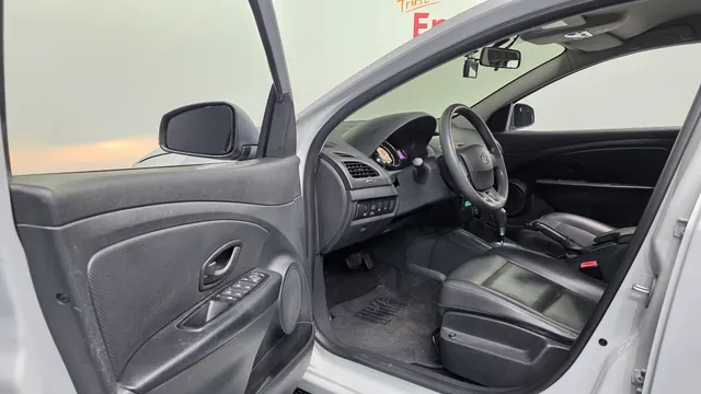 Renault SM3