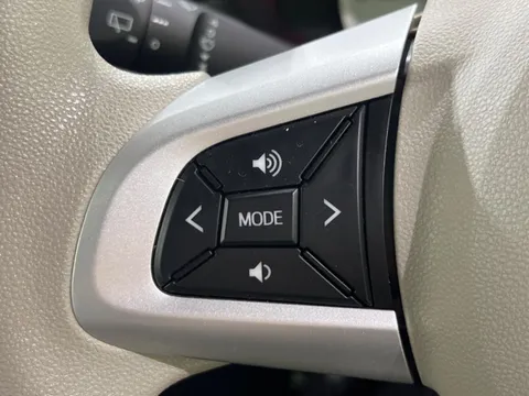 Daihatsu Mira Tocot