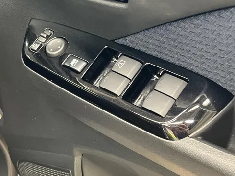 Mitsubishi eK X