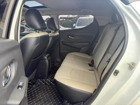 Nissan Bluebird