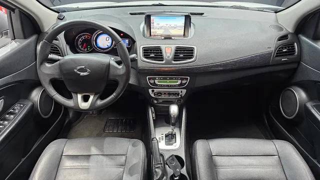 Renault SM3