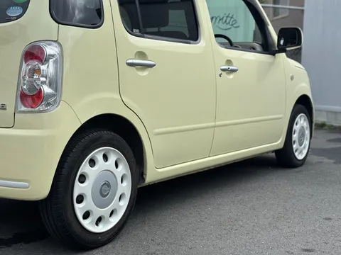 Daihatsu Mira Cocoa