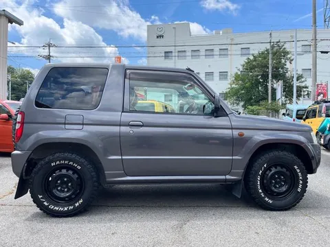 Nissan KIX