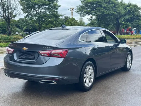 Chevrolet Malibu XL