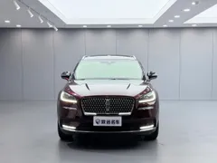 Lincoln Corsair