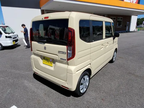Suzuki Spacia