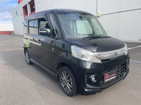 Suzuki Spacia Custom