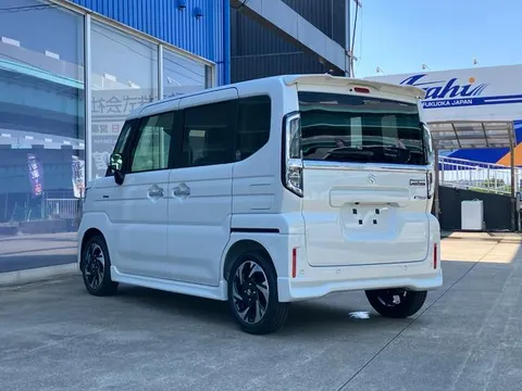 Suzuki Spacia Custom