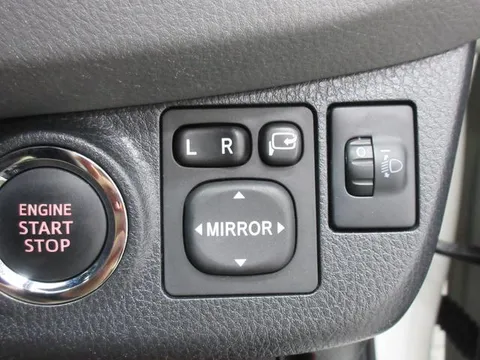 Toyota Yaris (Vitz)