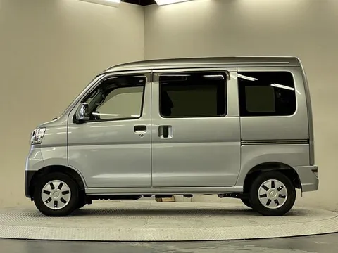 Toyota Pixis Van