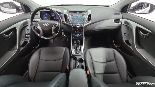 Hyundai Elantra (Avante)