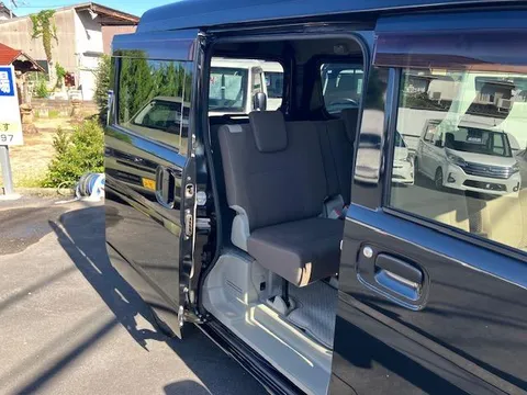 Mitsubishi Minicab Van